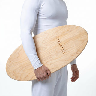 TWHEELS Balance Board aus Ahornholz mit Korkrolle.