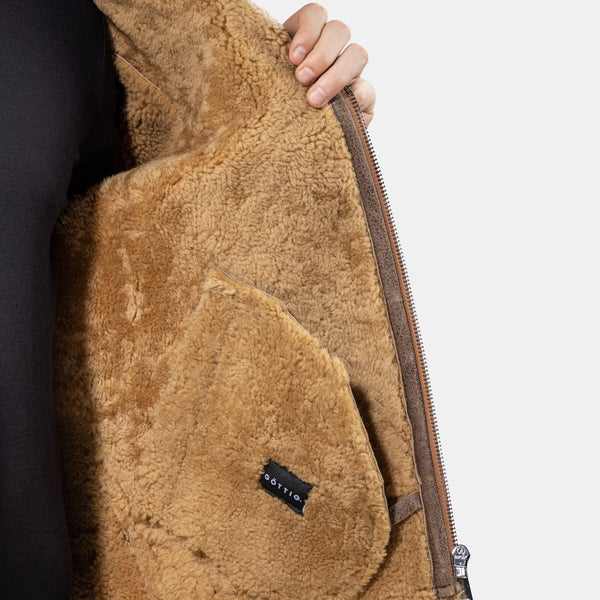GÖTTIG Shearling-Lederjacke Braun, Innenseite aus Lammfell mit Innentasche und GÖTTIG-Etikett
