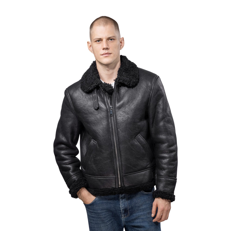 GÖTTIG Shearling-Lederjacke Schwarz mit schwarzem Lammfellkragen, am Model von vorne