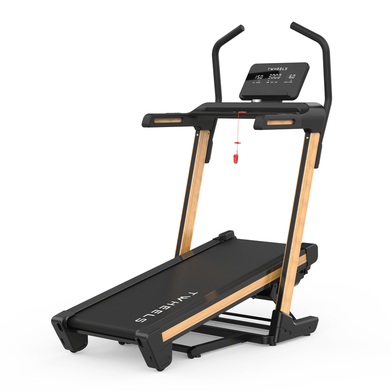 TWHEELS Pro Laufband Frontansicht mit Haltegriffen und angehobener Steigungs-Rampe